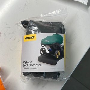 Doona vehicle seat protector